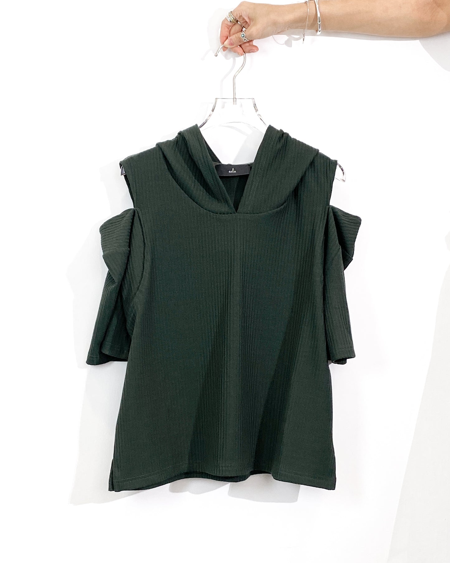 aalis NAJI KNIT cutout shoulder lace hoodie (Dark green)