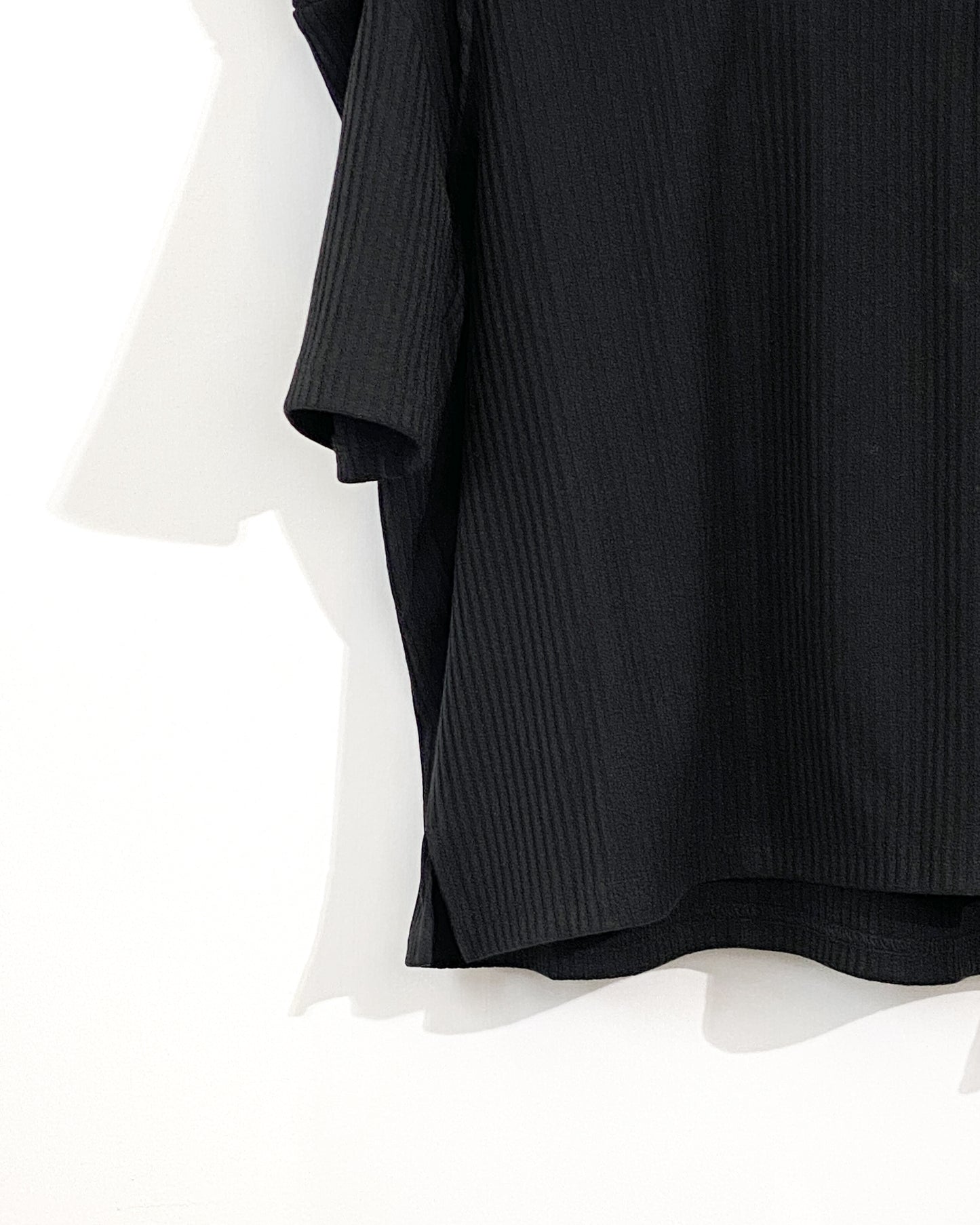 aalis NAJI KNIT cutout shoulder lace hoodie (Black)