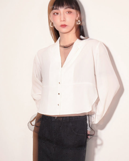 aalis BIA mesh layer V neck shirt (White)