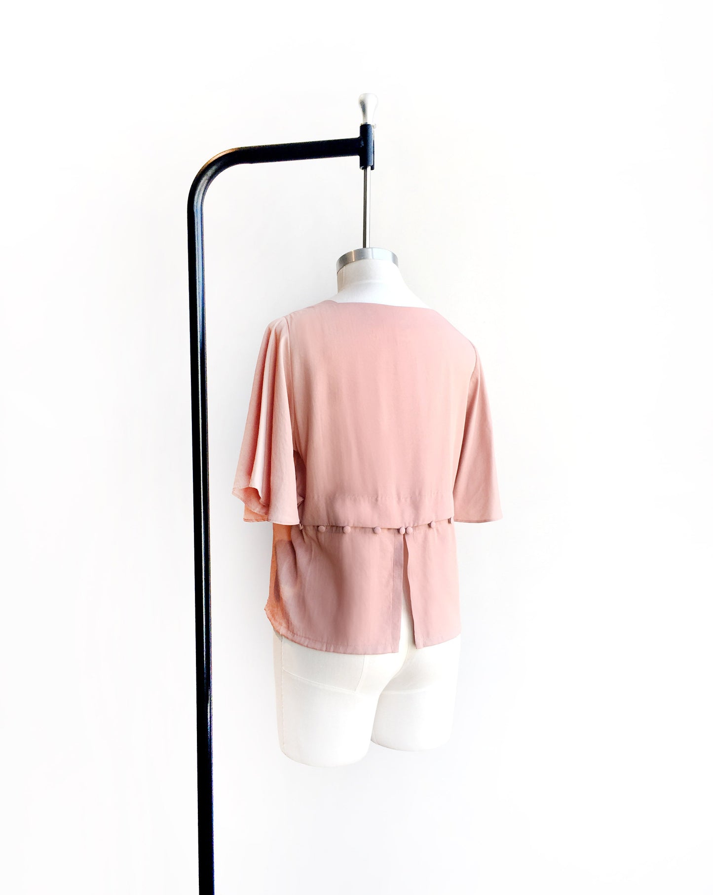 aalis TIA POLY button trim top (Pink)