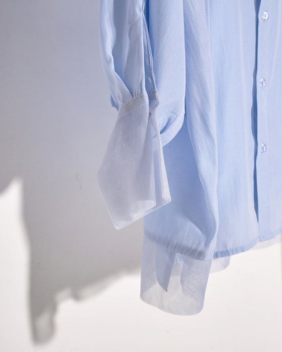 Load image into Gallery viewer, aalis TYLER balloon sleeves oversized shirt with mesh detail (Light blue)
