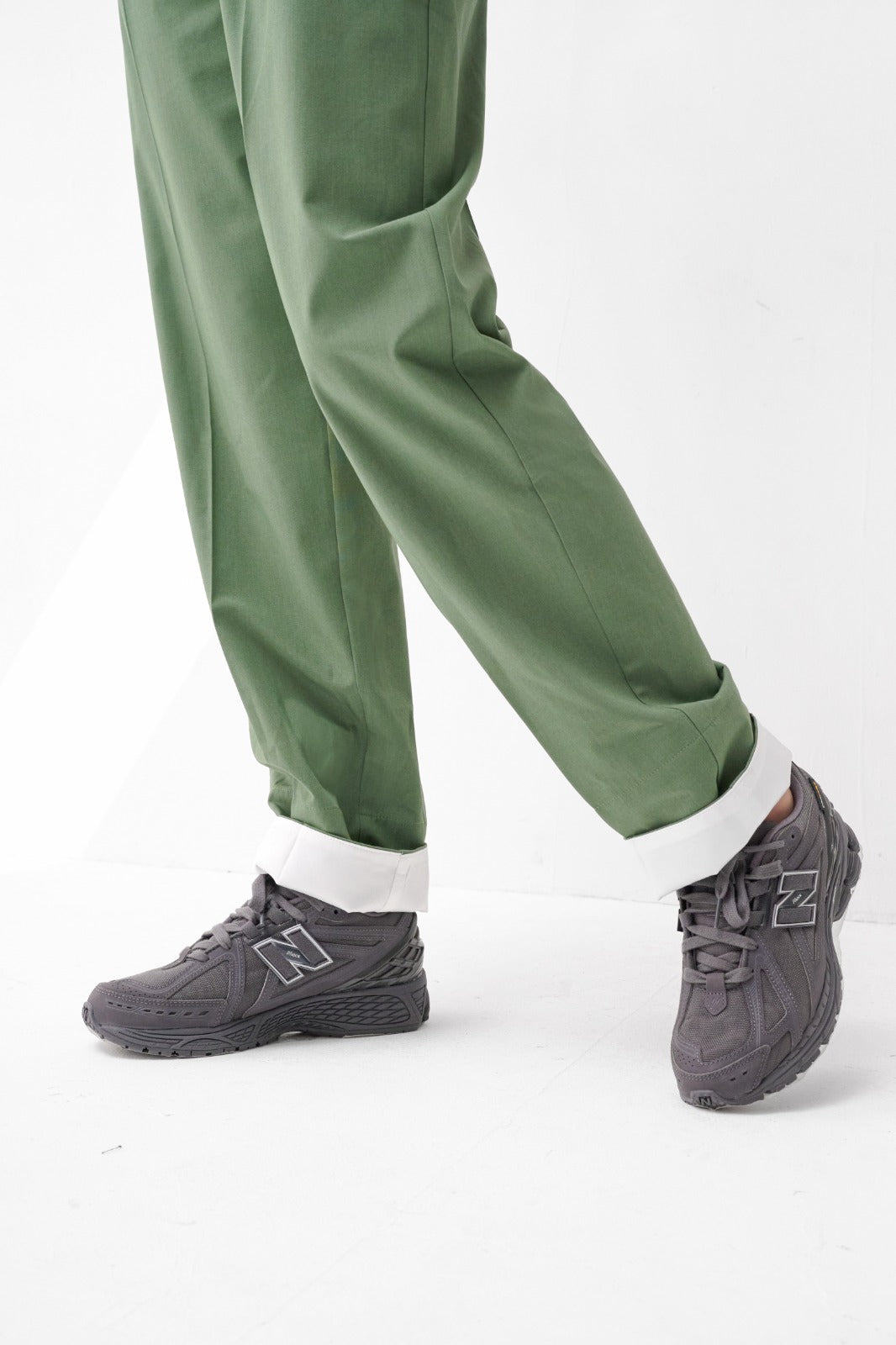 aalis LIZ white cuff suiting pants (Green)