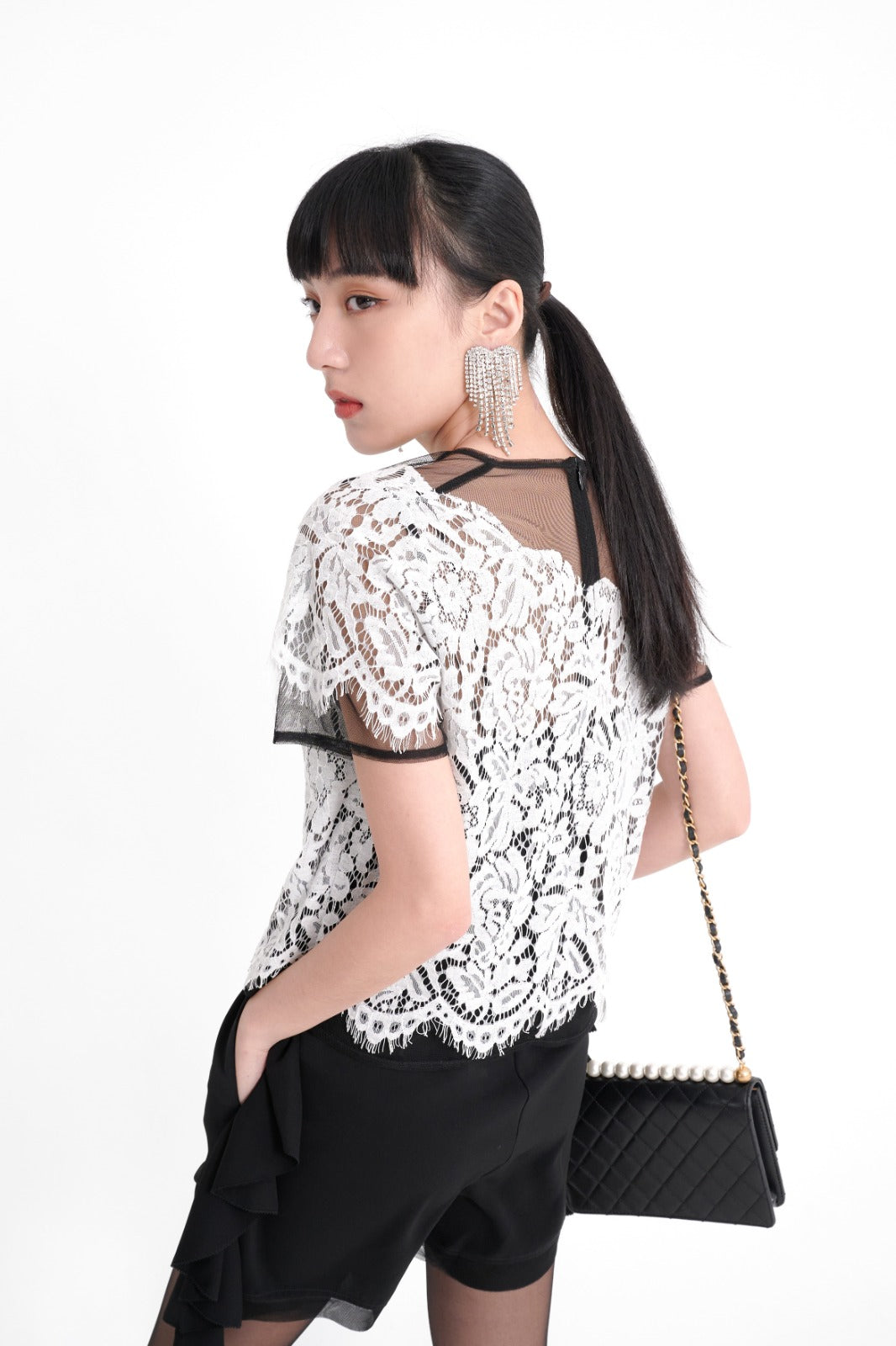 aalis SUZY lace cut out mesh top (Black white)