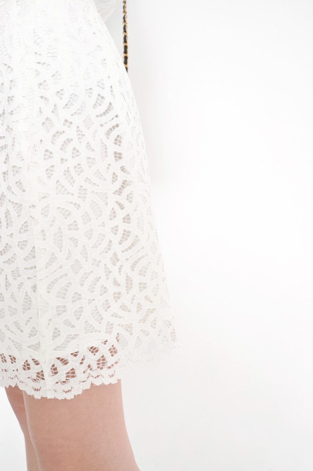 Load image into Gallery viewer, aalis ROSA Lace Skirt (White)
