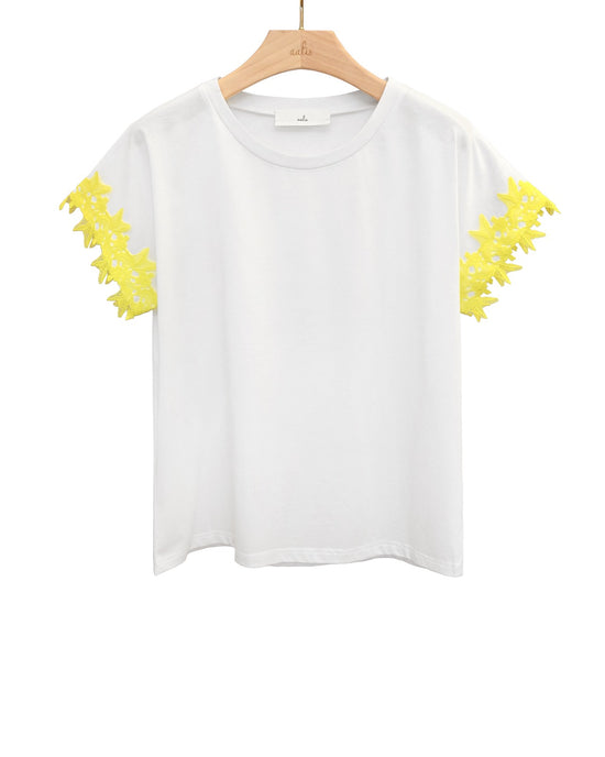 Load image into Gallery viewer, aalis KIO Batwing lace trim on sleeves Tee (White)
