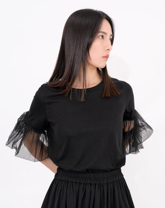 Load image into Gallery viewer, aalis ARCHIE SS23 mesh balloon sleeves Tee (Black)
