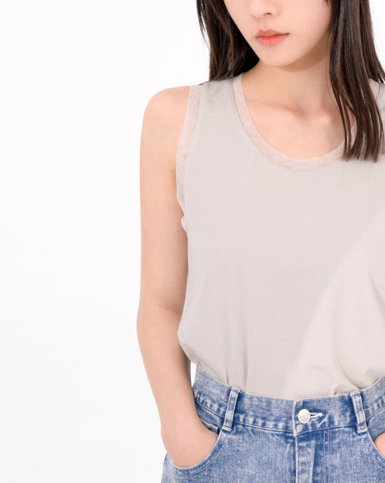 aalis ILO knit tank with mesh trim and lace panel (Light taupe)