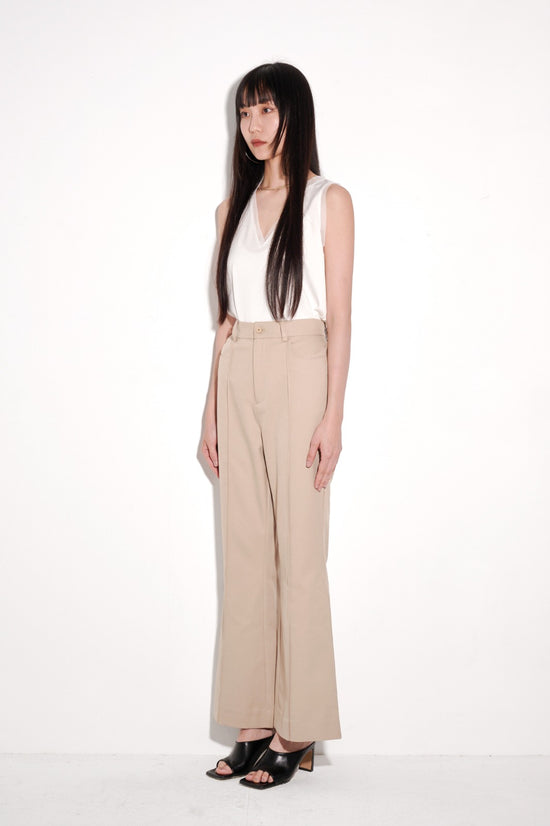 Load image into Gallery viewer, aalis ARSHI fit and flare suiting pants (Beige)
