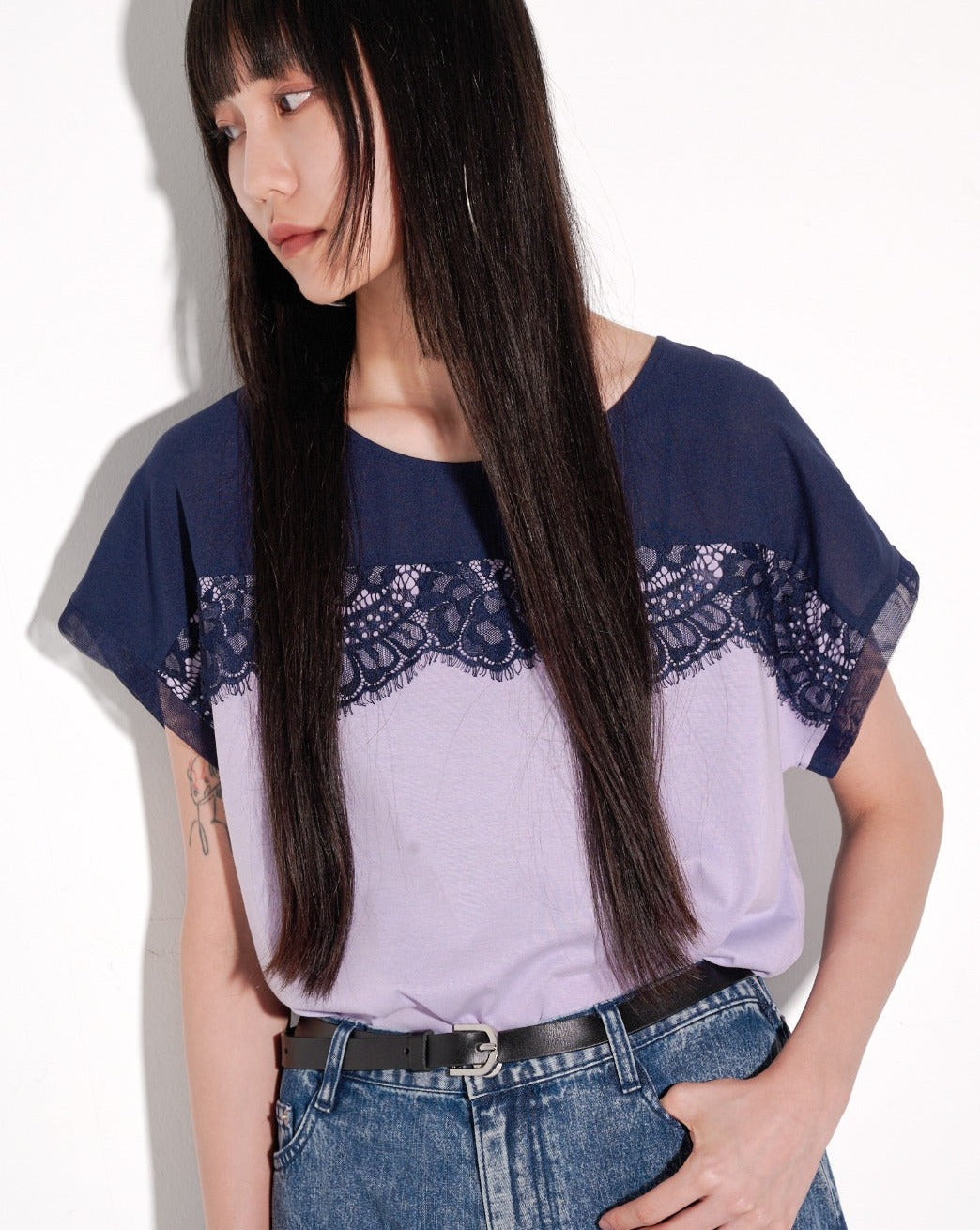 Load image into Gallery viewer, aalis SANDRA batwing chiffon knit top  (Navy lilac)
