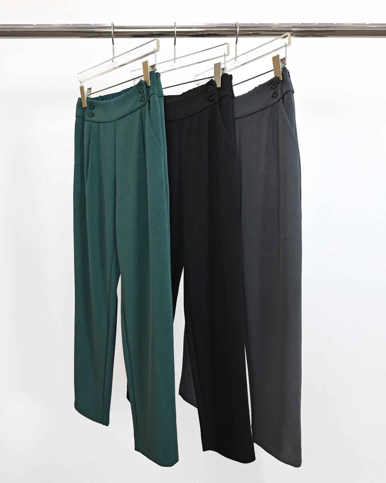 Load image into Gallery viewer, aalis HANSON knit pants (Green)
