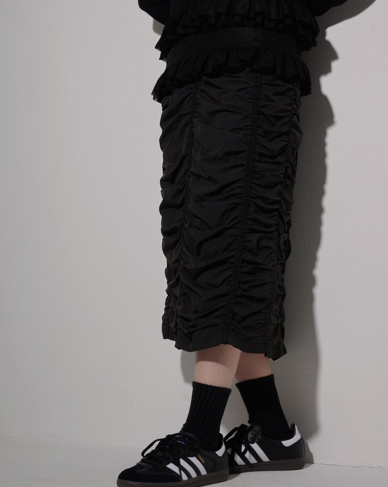 aalis FREDA 褶皱铅笔裙（黑色）