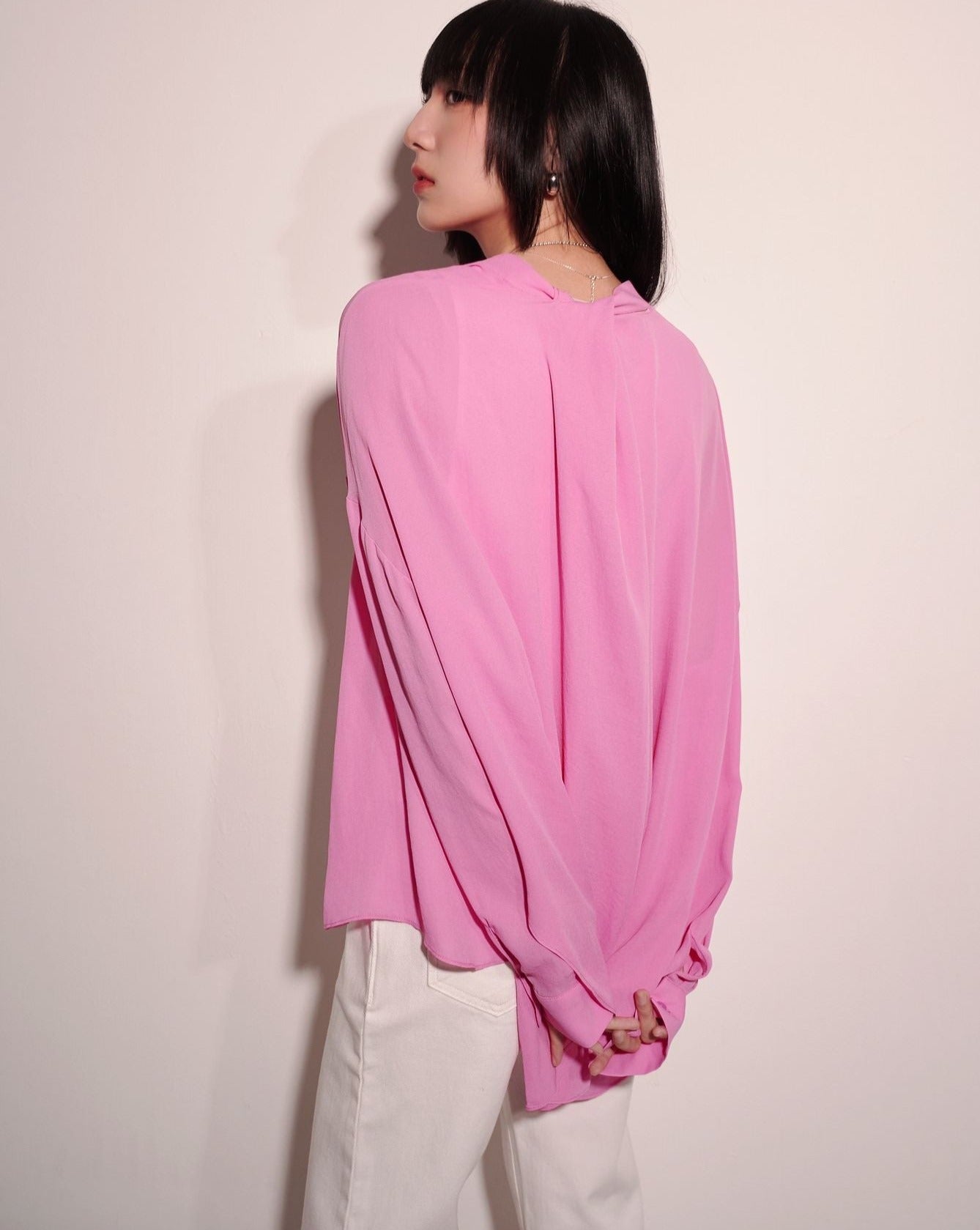 aalis PIONY POLY twisted knot on the back shirt (Pink)
