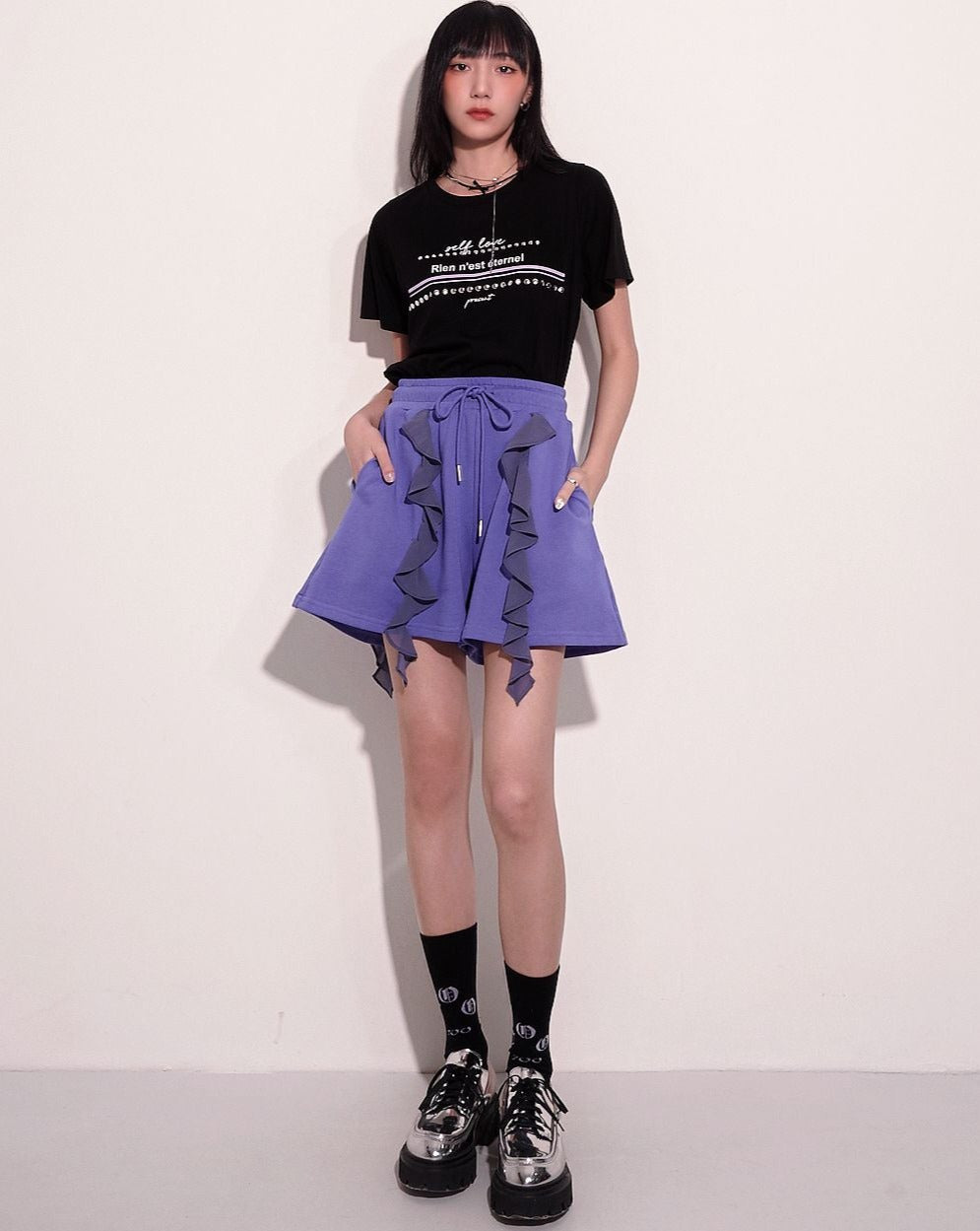 aalis YUNA studded printed SS tee (Black)