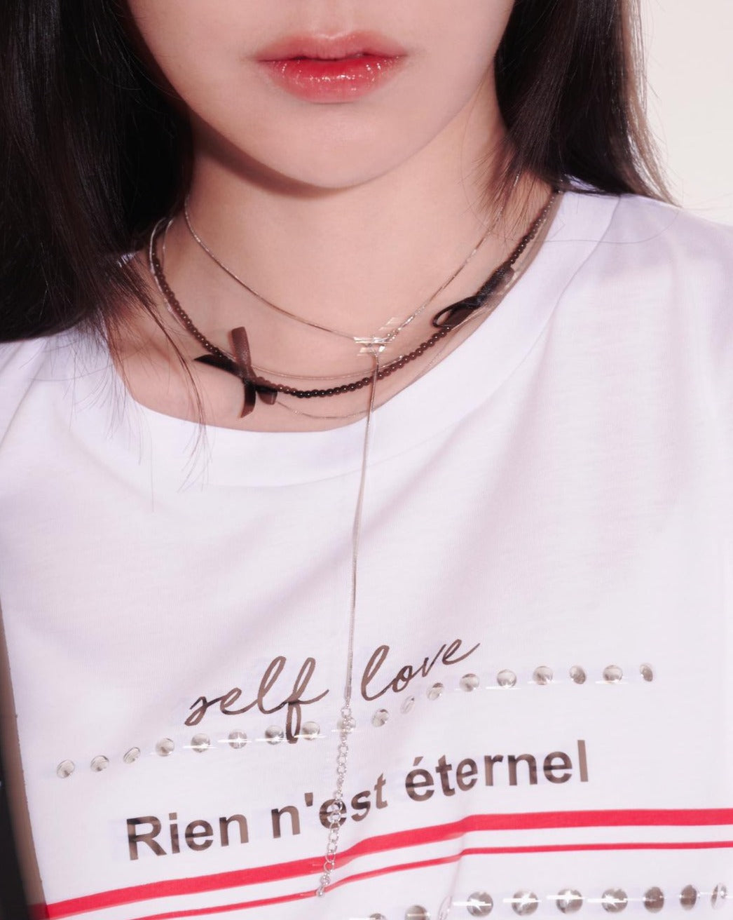 aalis YUNA studded printed SS tee (White)