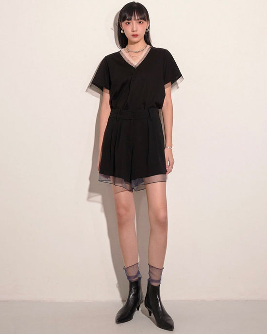 aalis PASCA layer mesh V neck s/s top (Black)