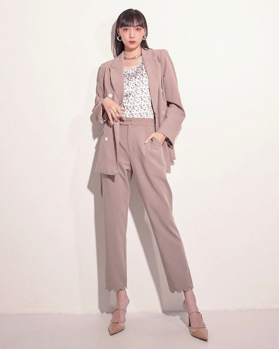 aalis KARA scallop edge pants (Beige)