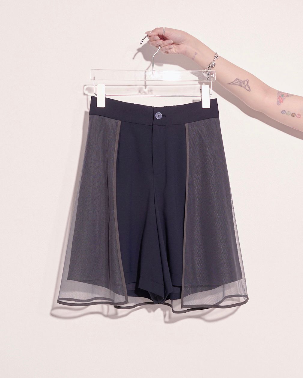 aalis ANNY SS24 cape shorts (Navy charcoal)