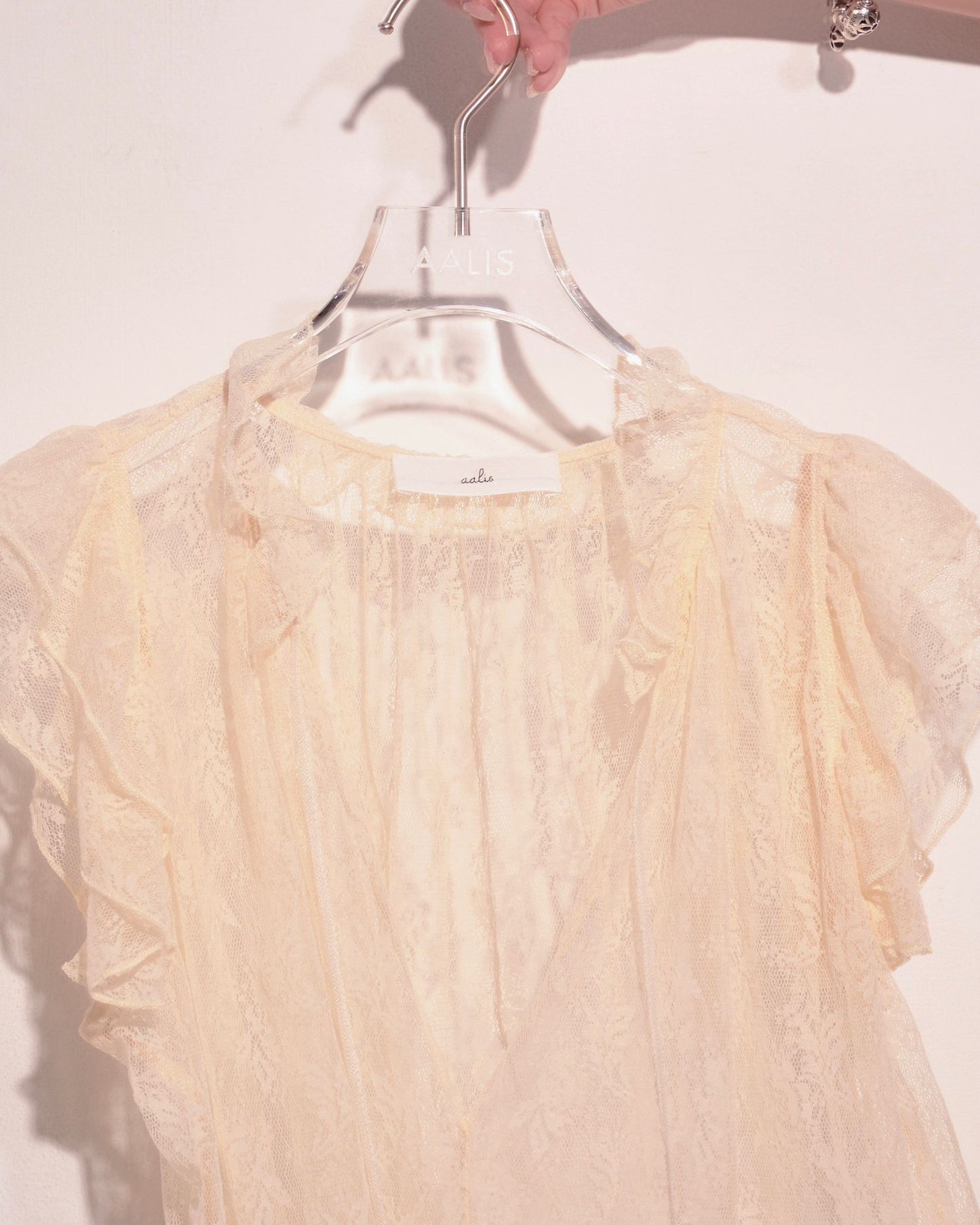 aalis KIKA chiffon babydoll top (Cream lace)