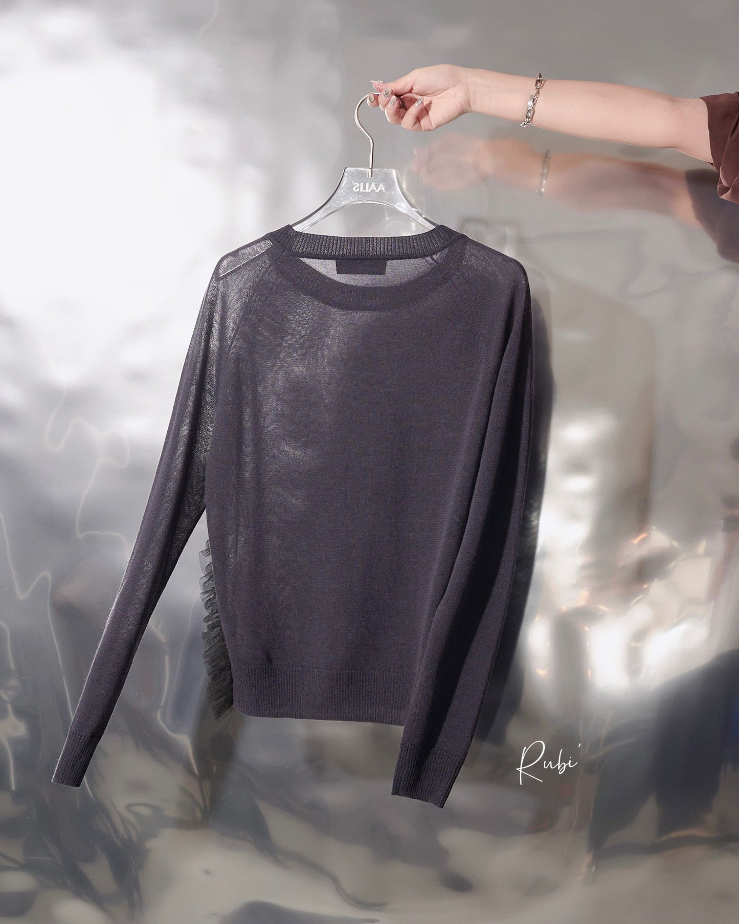 aalis RUBI raglan mesh detail L/S knit top (Charcoal)