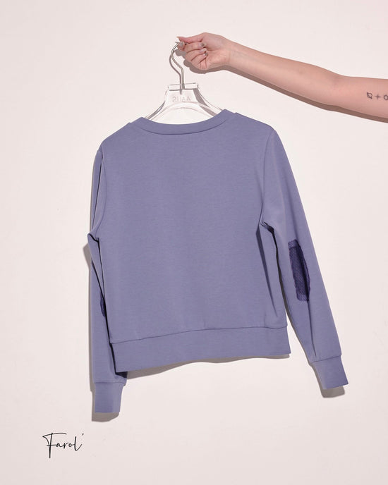 aalis FAROL FW24 sweater w lace patch on elbow (Grey blue)