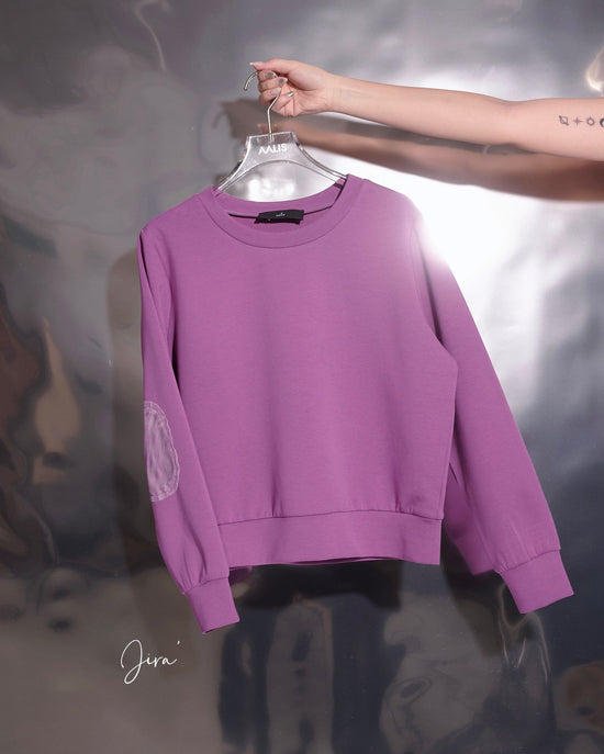 aalis FAROL FW24 sweater w lace patch on elbow (Magenta)