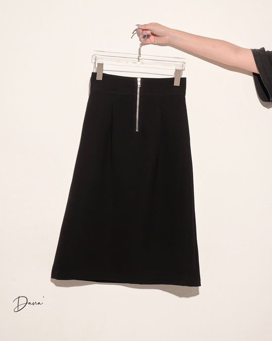 aalis DANA Zip front detail skirt (Black)