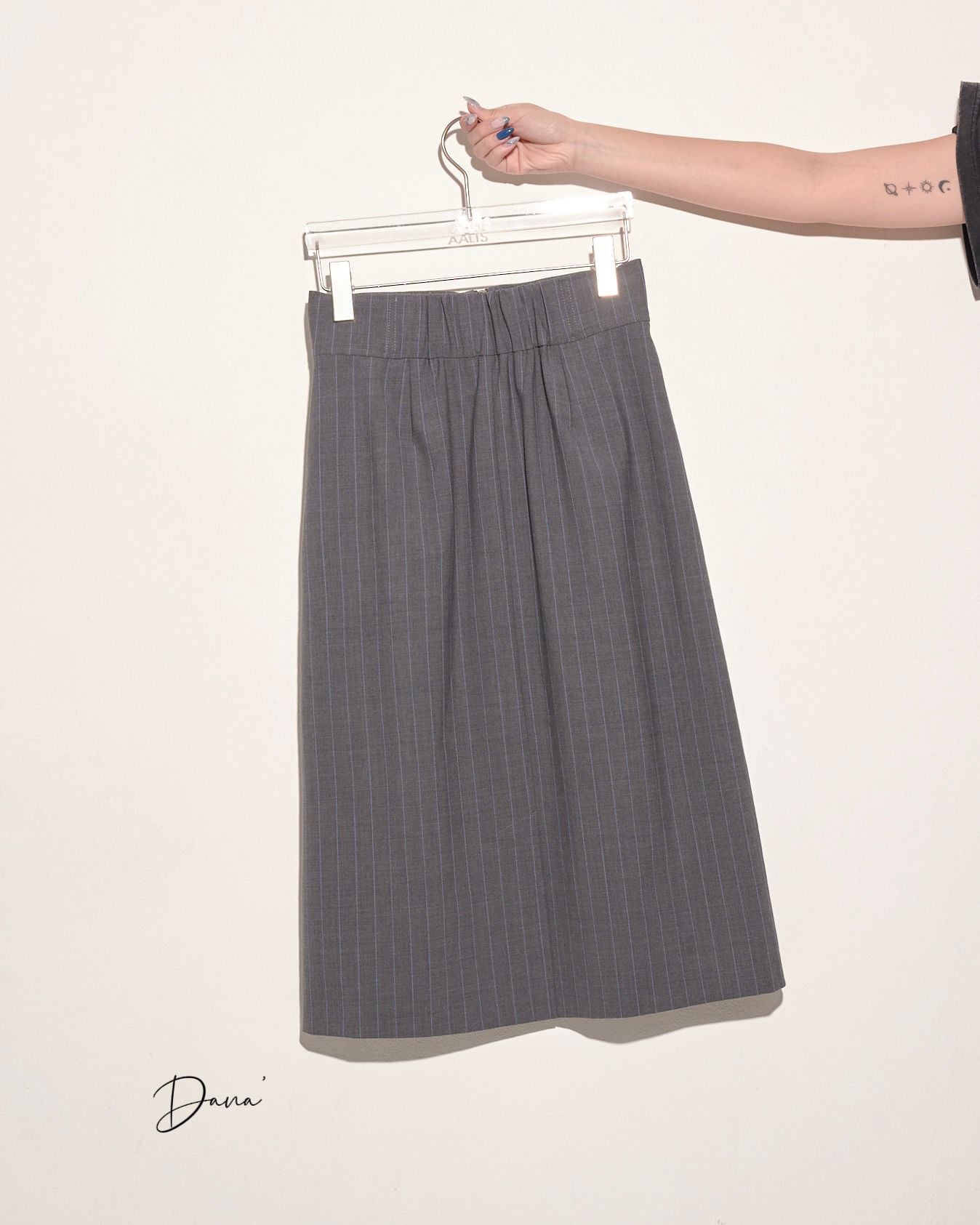 aalis DANA Zip front detail skirt (Grey stripe)