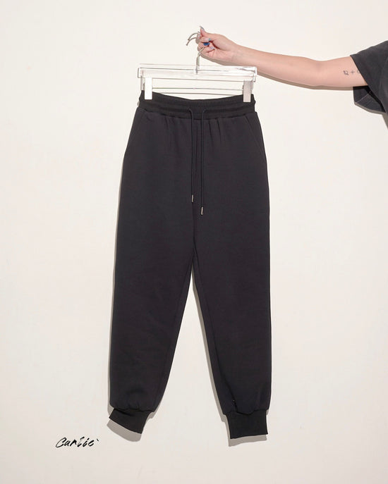 aalis CARLIE Logo track pants (Black)