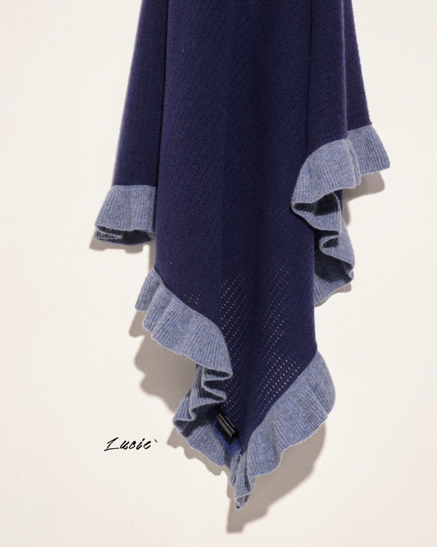 aalis LUCIE FW24 cashmere scarf (Navy mix)