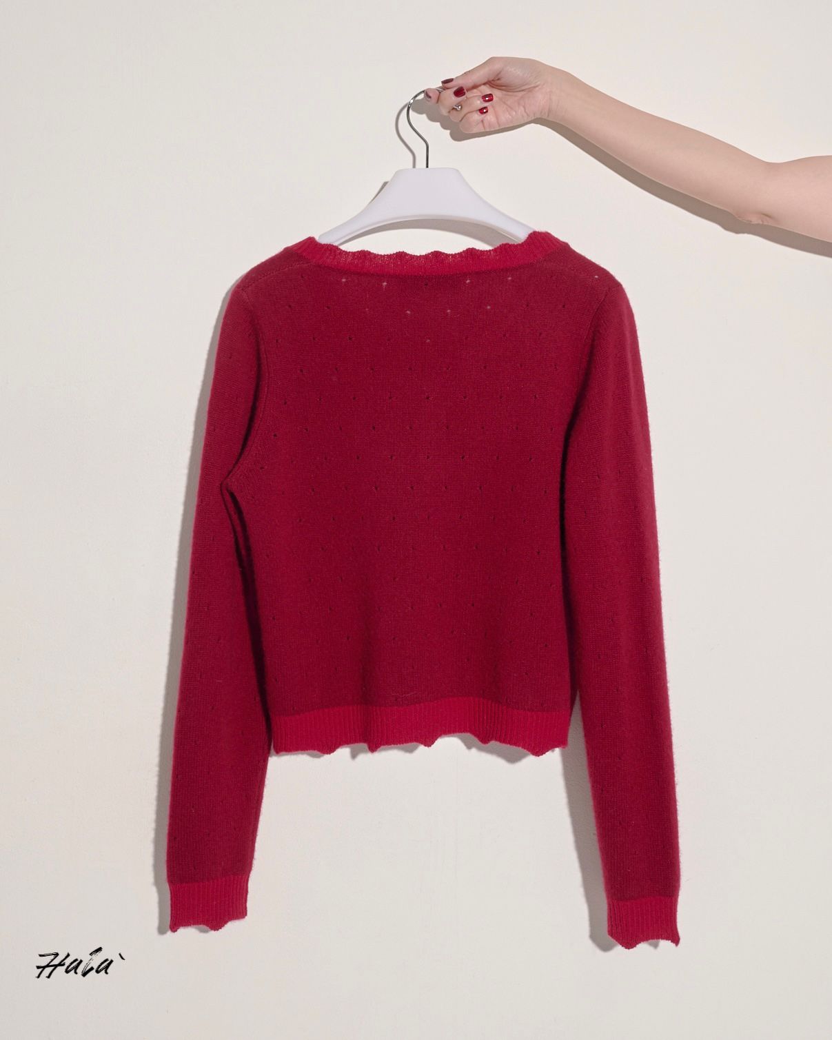 aalis HALA V neck color blocking button details sweater (Red mix)