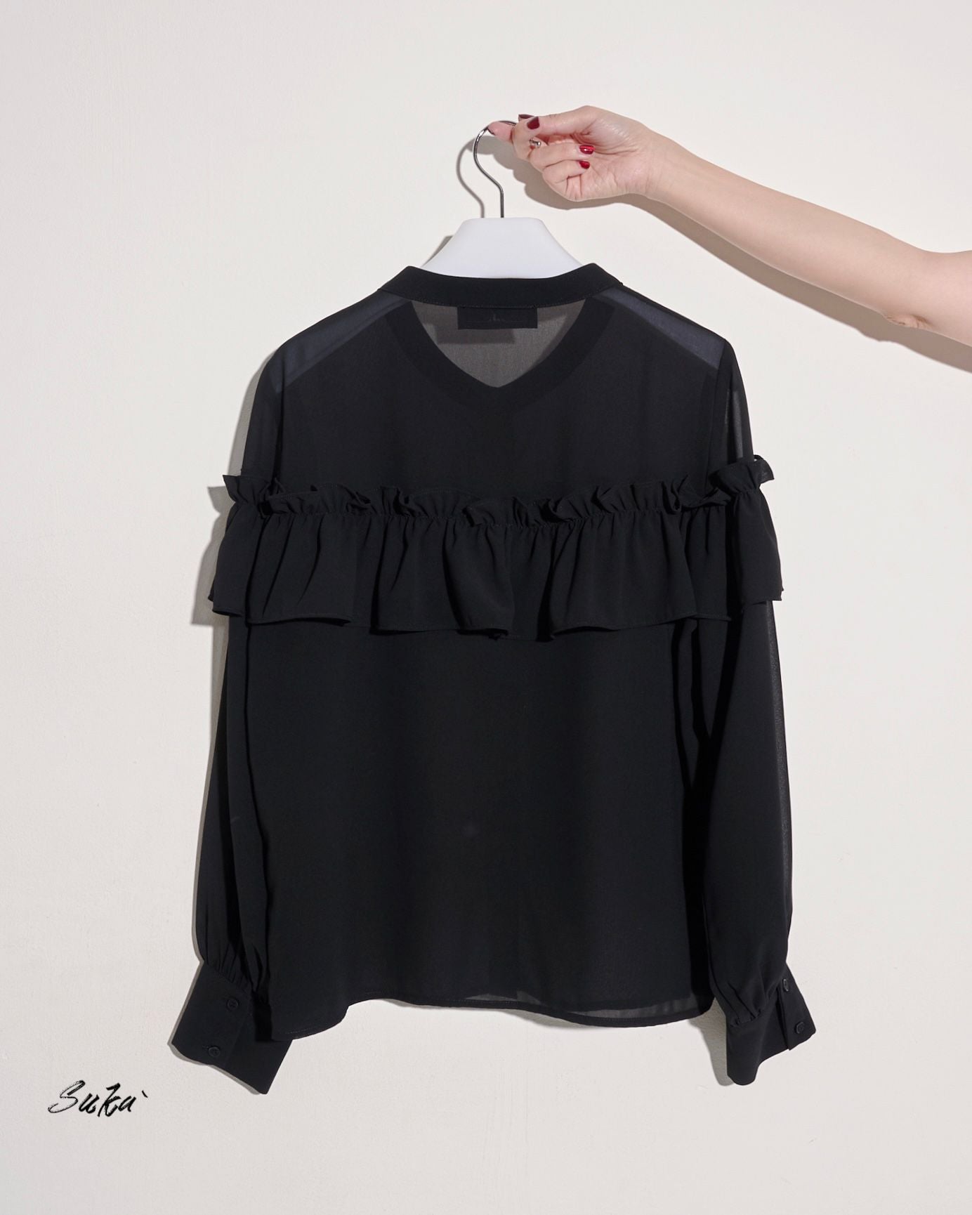 aalis SUKA ruffle front button down chiffon shirt (Black)