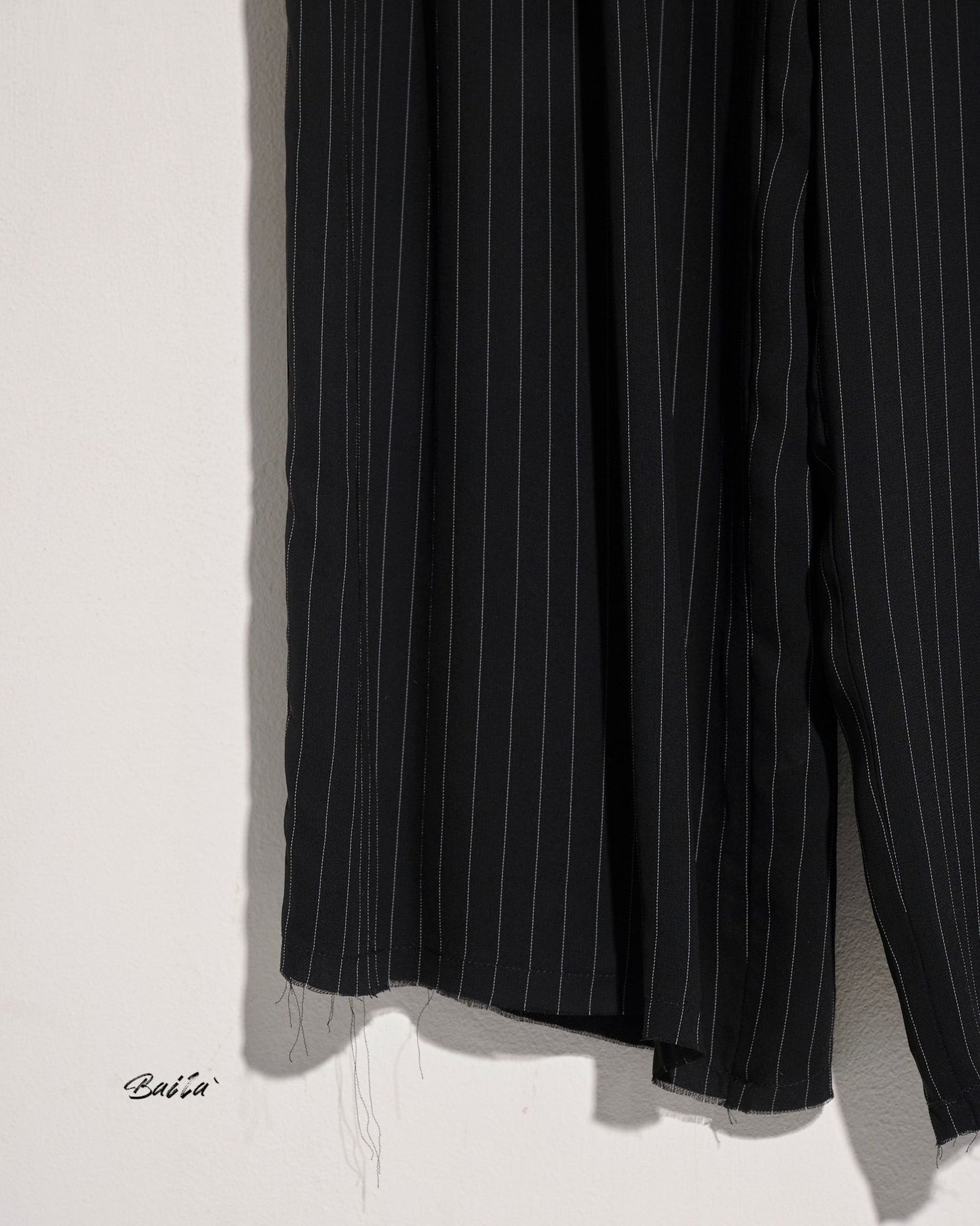 aalis BAILA comfort wide legs suiting pants (Black white stripe)