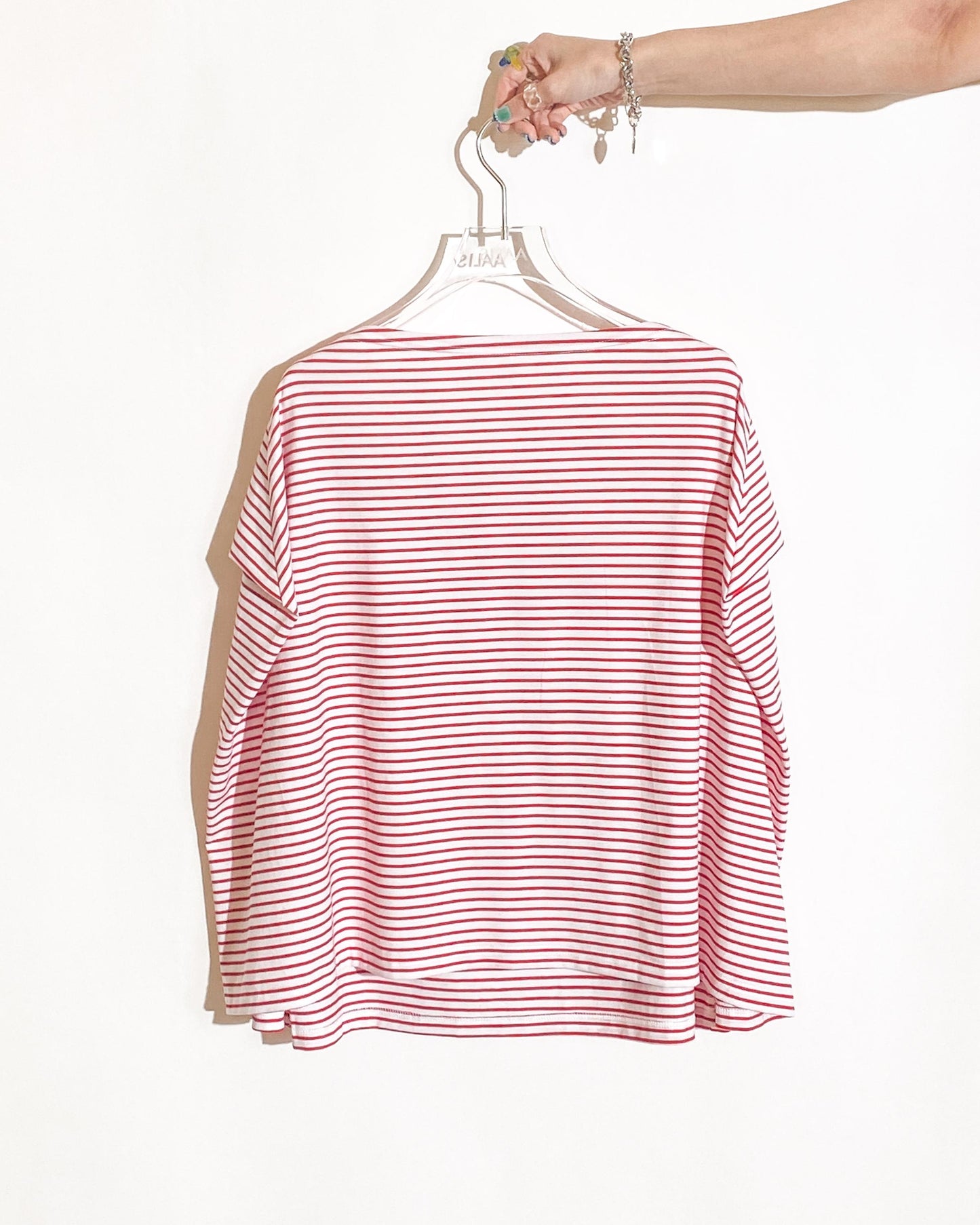 aalis RENI off shoulder knit cape top (Red stripe)