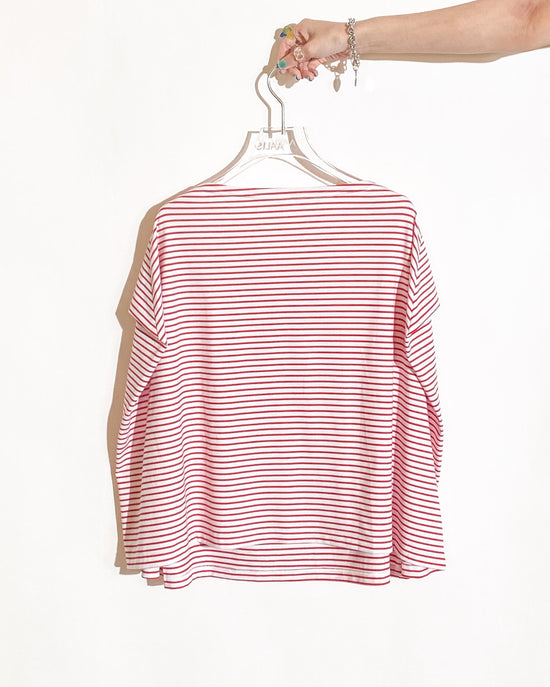 aalis RENI off shoulder knit cape top (Red stripe)