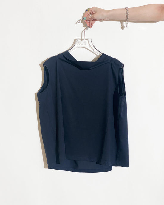 aalis RENI off shoulder knit cape top (Navy)