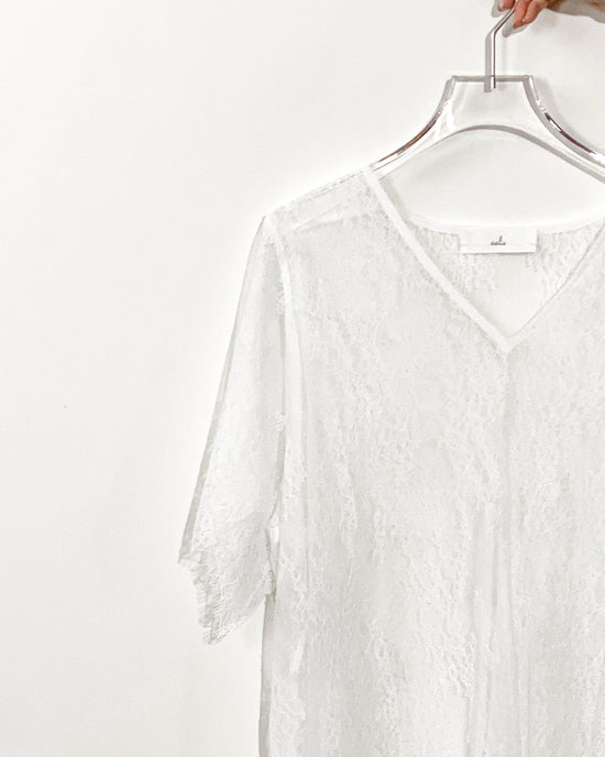 aalis AALIS 15 V neck lace tee (White)