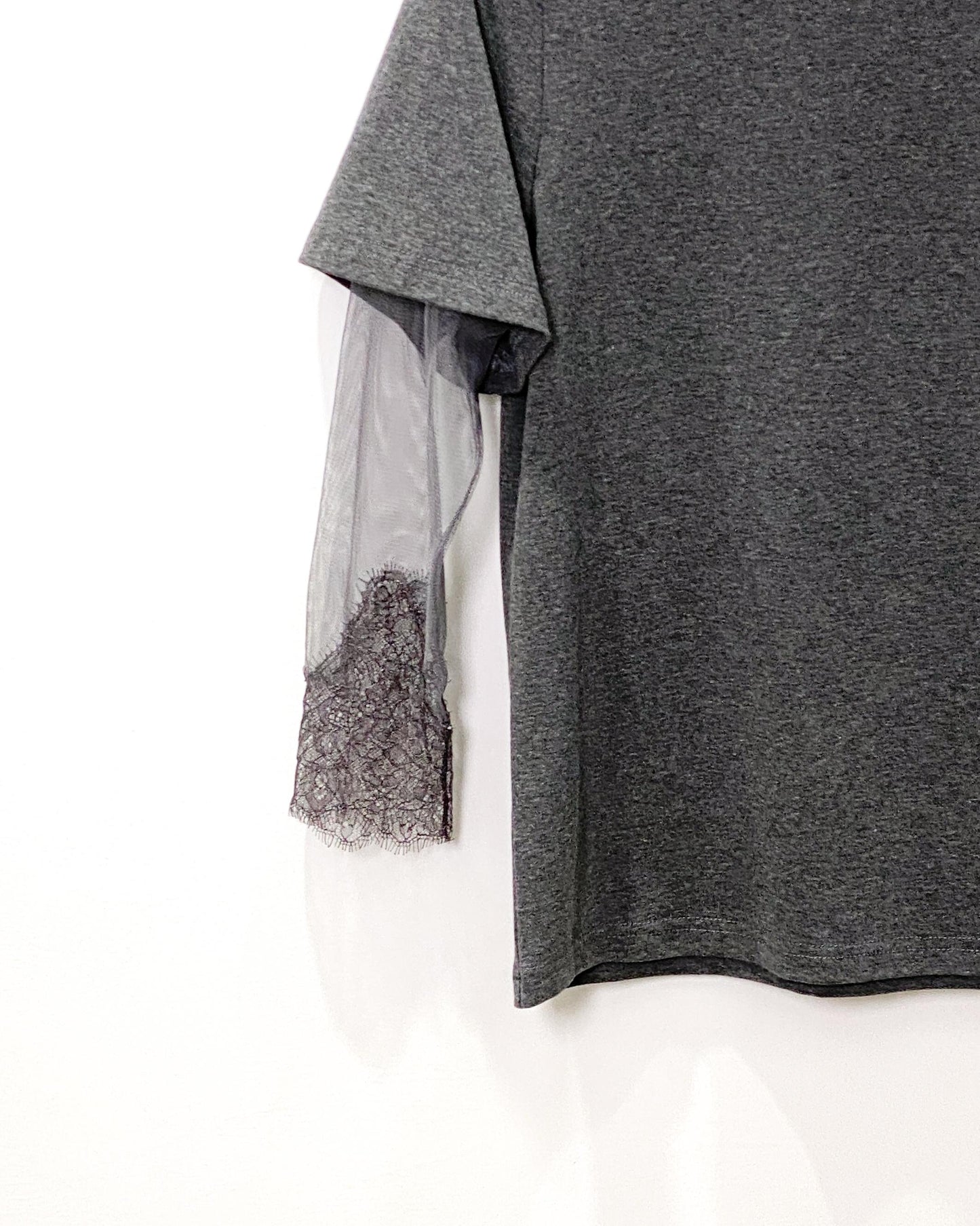 aalis AMARA SS25 mesh lace trim S/S top (Grey)