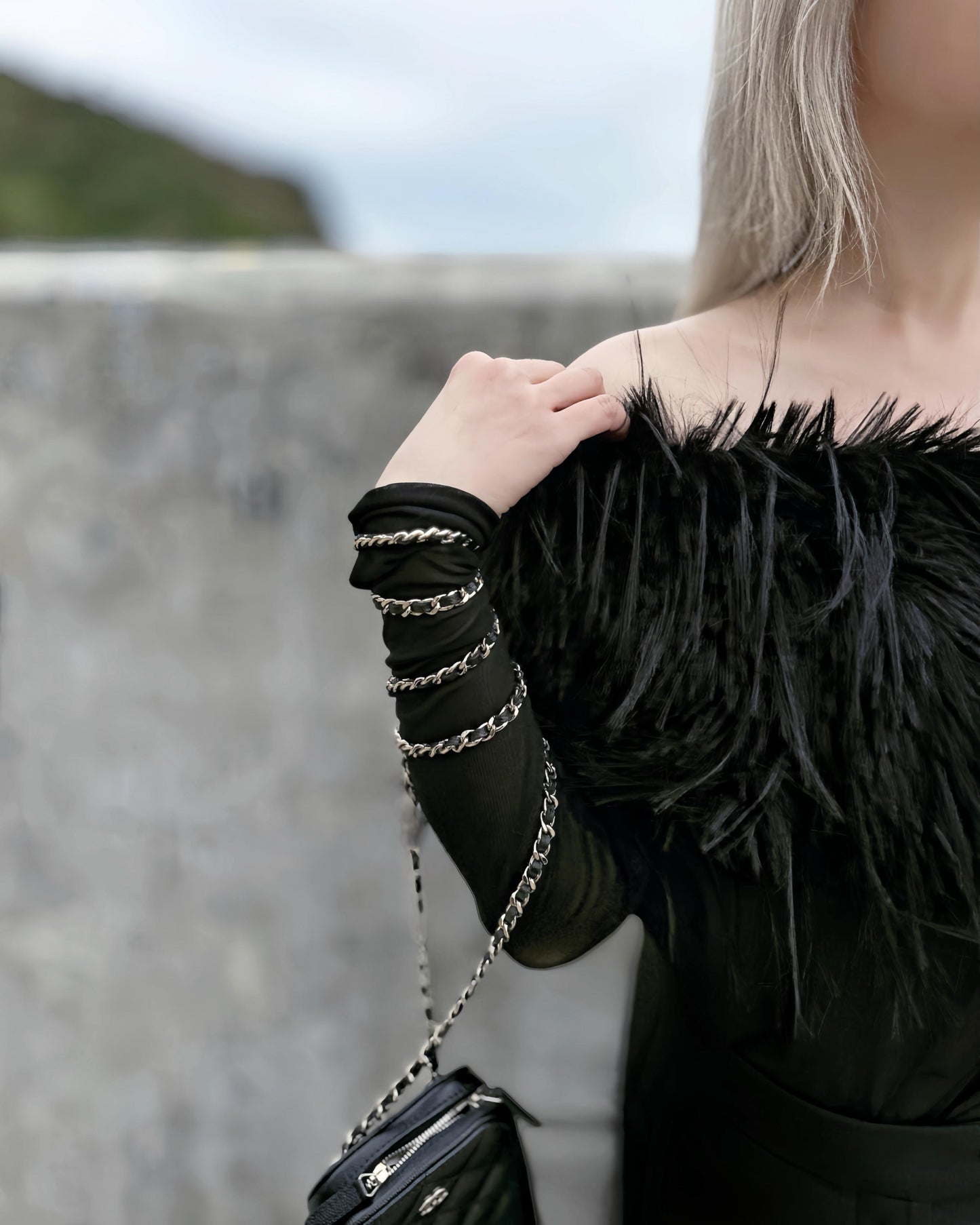 aalis TERRA faux ostrich feather off shoulder top (Black)