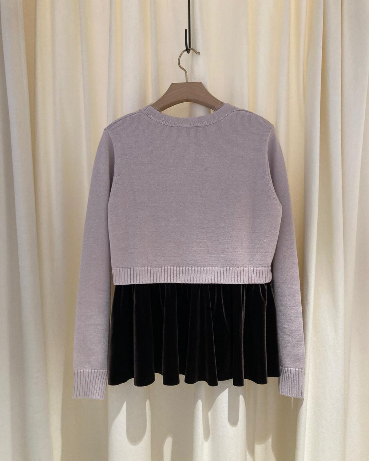 (Pre-order) aalis CHARLEE velvet panel V neck cardigan (Dusty Pink)