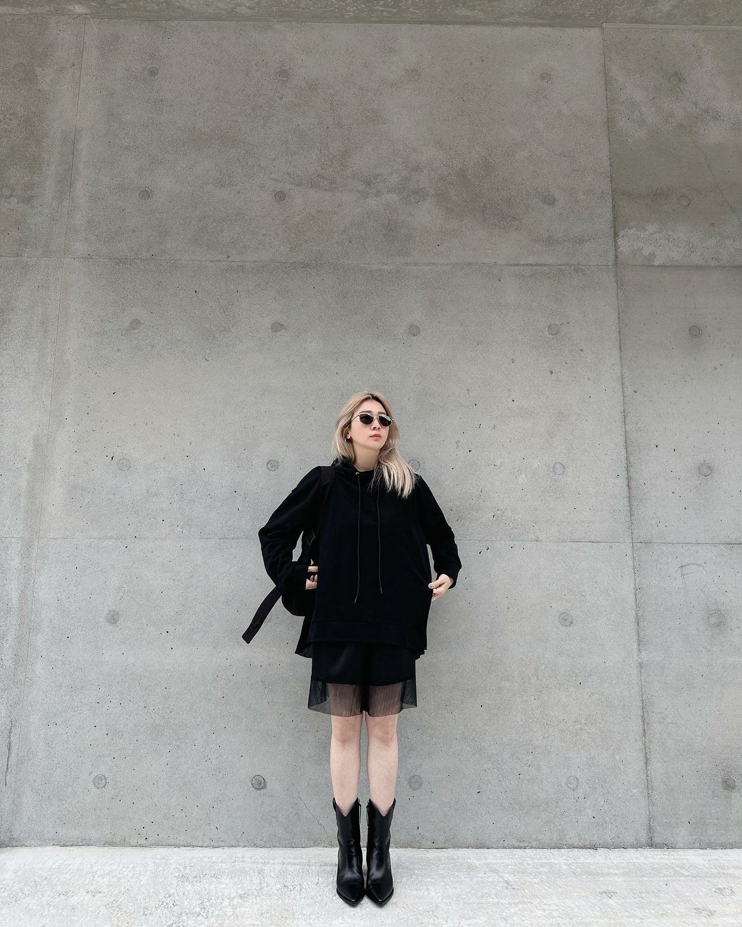 aalis SHYLA cut out shoulder tunic sweater dress (Black)