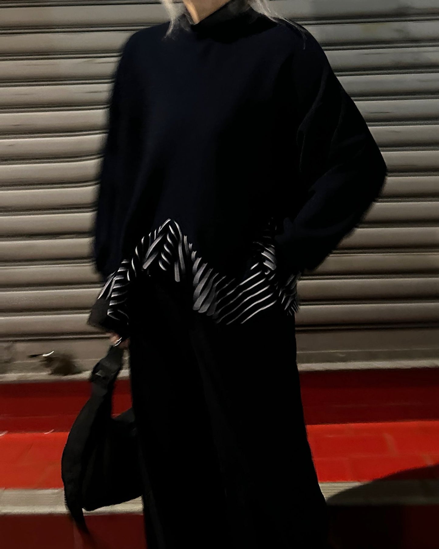 aalis CARA FW25 ruffle hem sweater (Navy Mix)