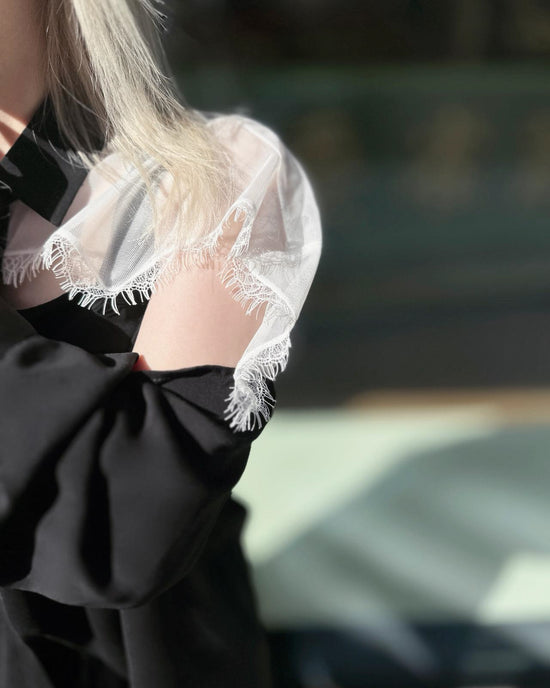 aalis REESE MESH cape panel on shoulder oversized shirt (Black Mix)