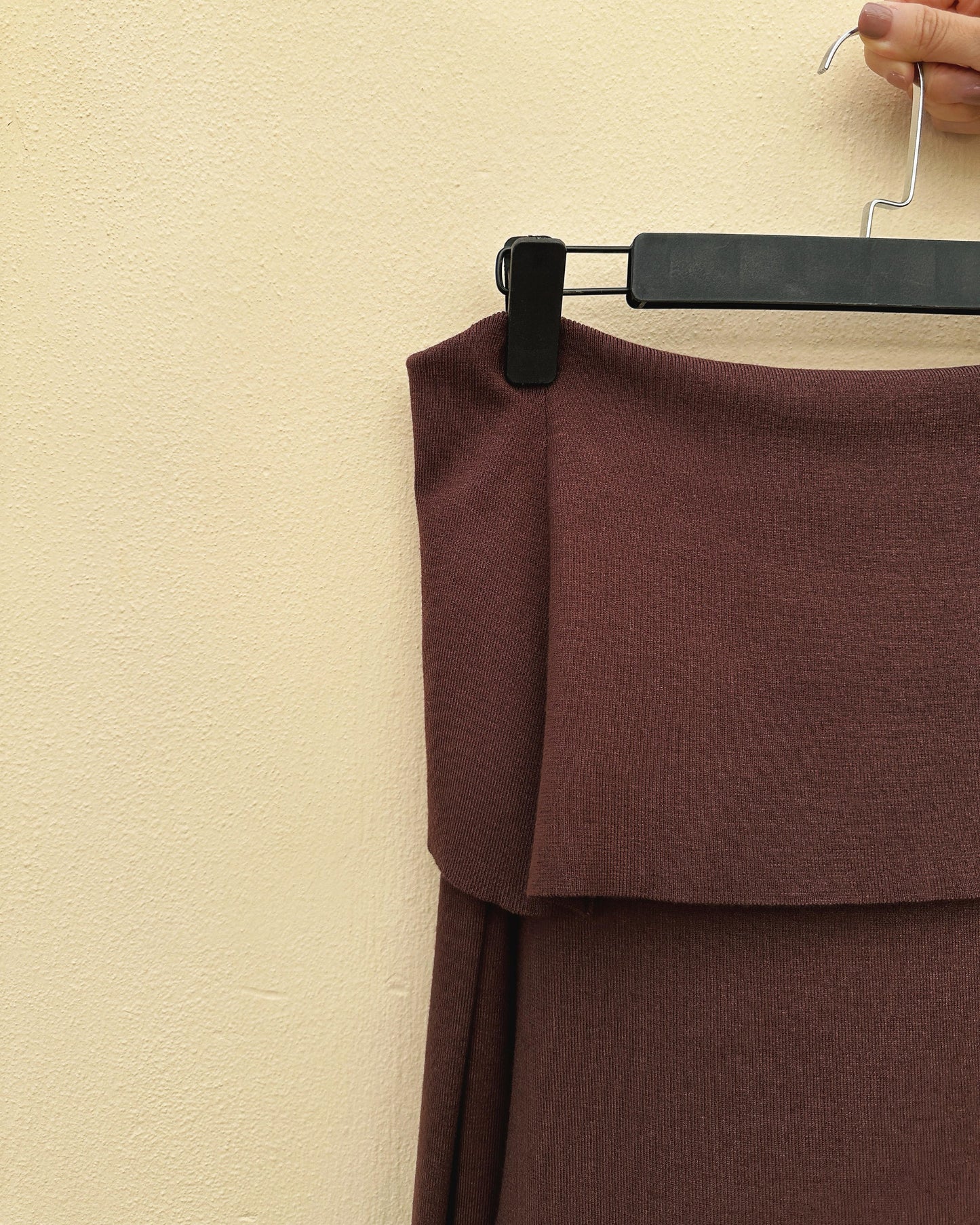 aalis ROY knitted off shoulder L/S top (Brown)