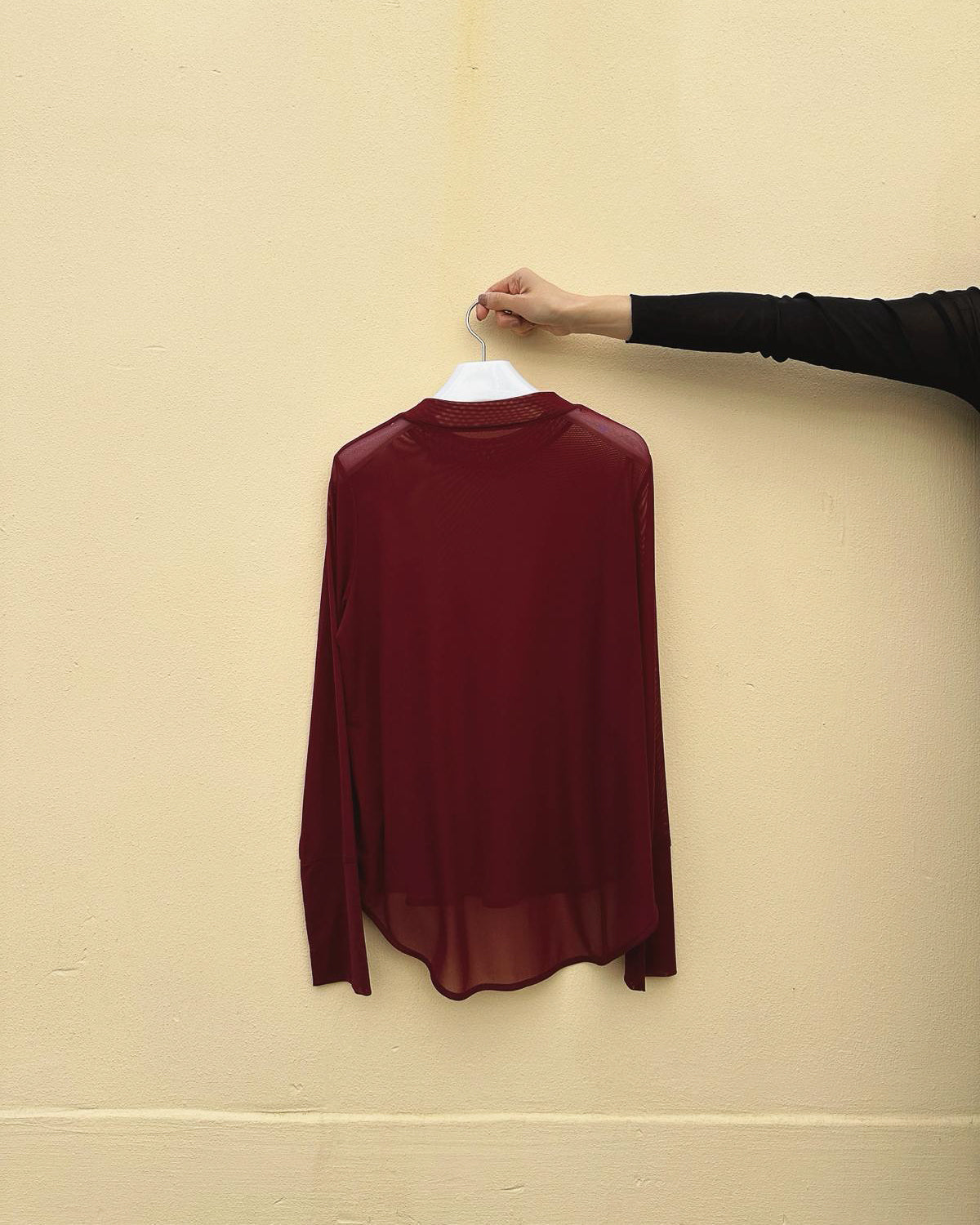 aalis RIVKA mesh crew neck top (Burgundy)