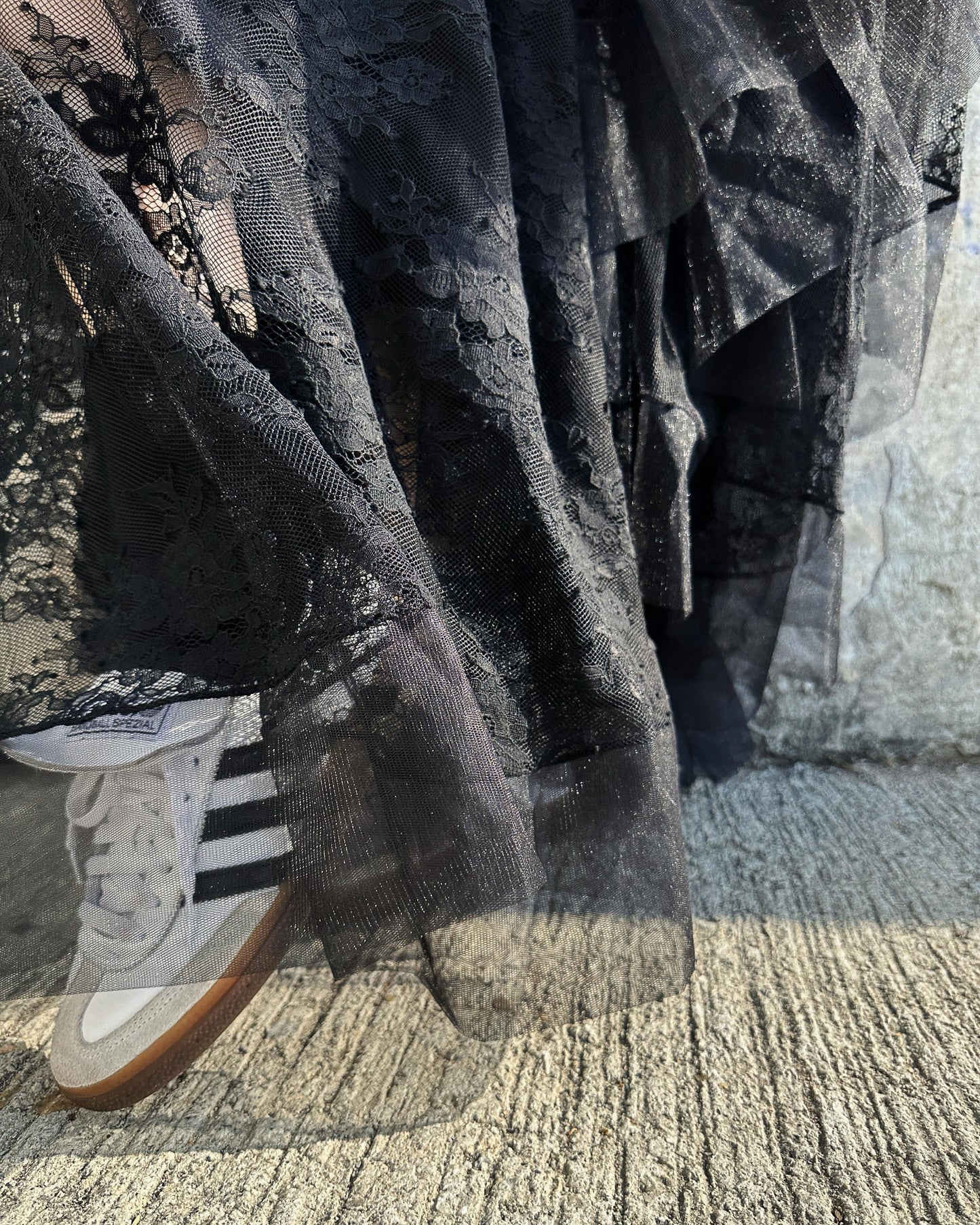 aalis EMBER LACE tiered cascade mesh skirt (Black Lace)