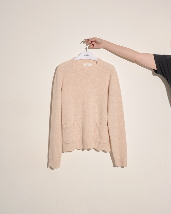 (Pre-order) aalis HEDIA scallop edge cashmere sweater (Pink beige)