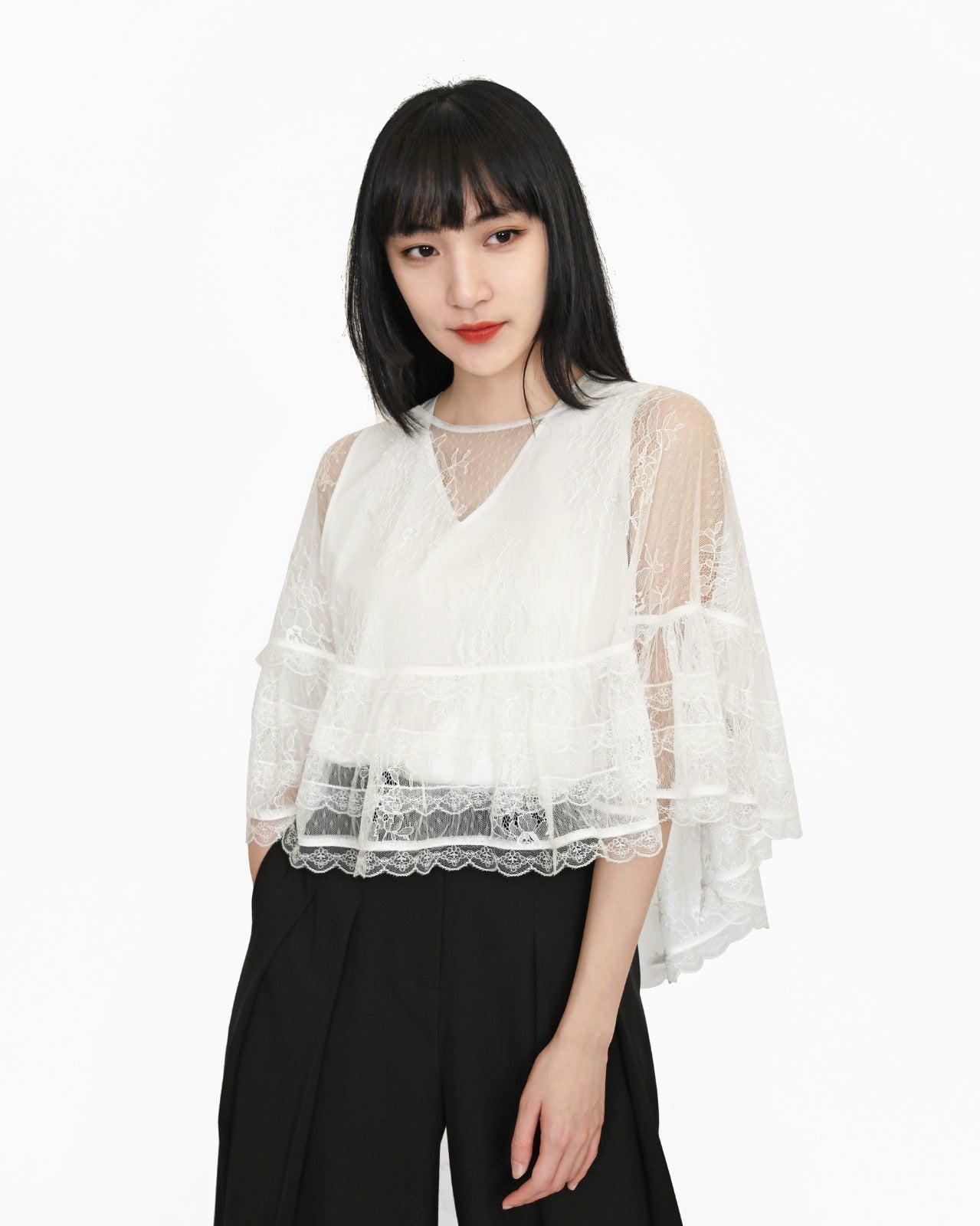 Load image into Gallery viewer, aalis LORA lace cape (White)
