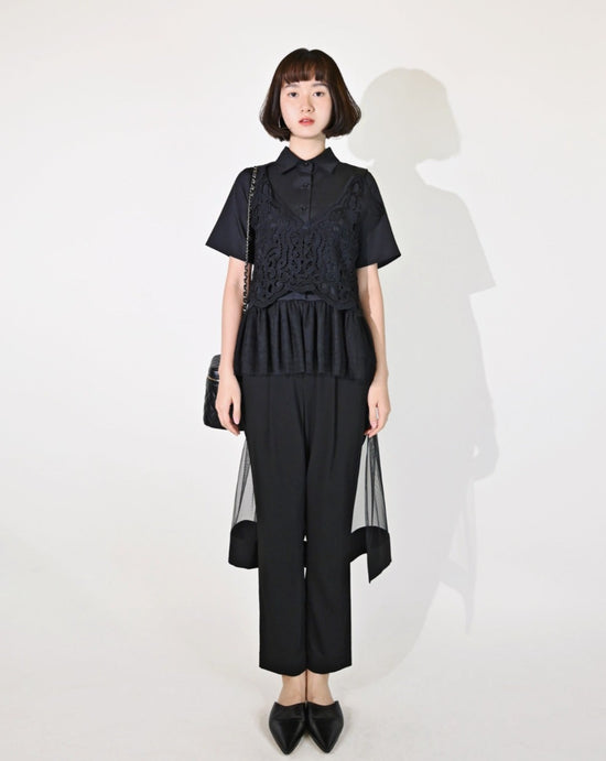 aalis USUN mesh cape on the back fitted pants (Black)