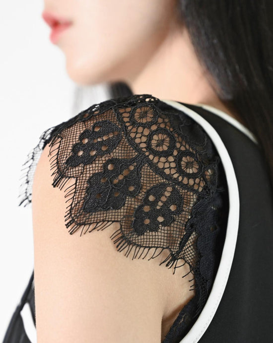 aalis KALINE cap lace string detail sleeveless top (Black white)