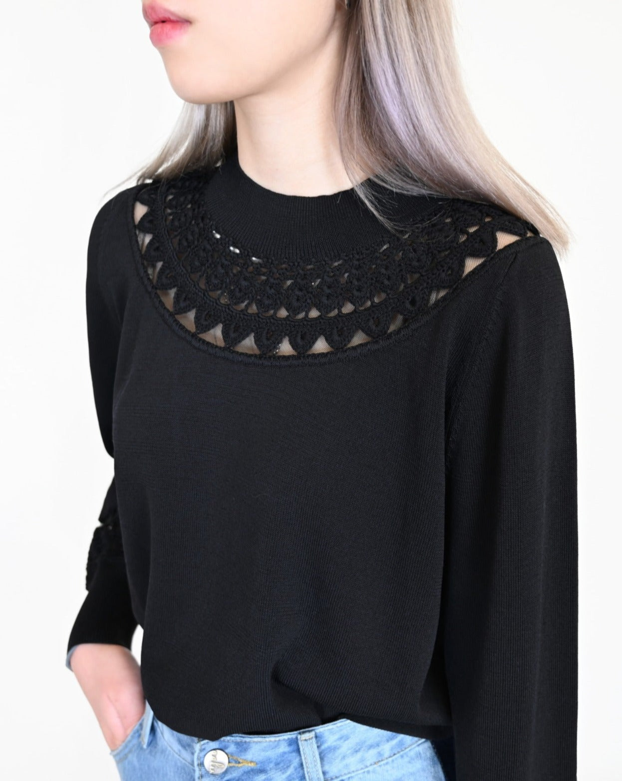 aalis JANELLE crochet detail pullover (Black)